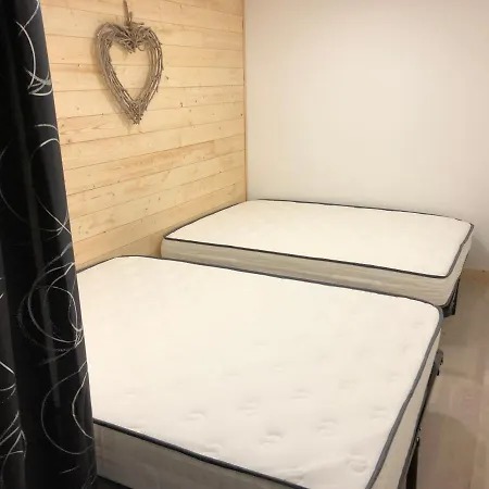 12 Couchages Proche Piste Et De Randonnees Du Lioran * 勒利然